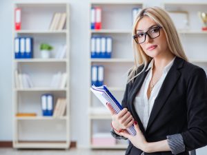 Bâtonnets à café en bois personnalisés emballés individuellement